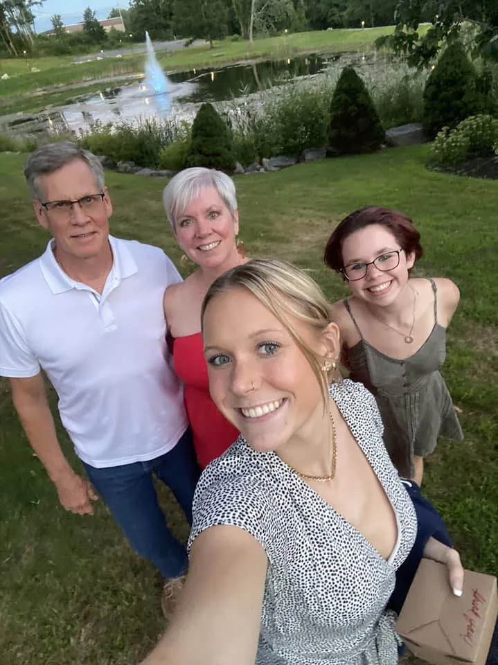 299313997_10228810595753553_7902173670077043247_n-1